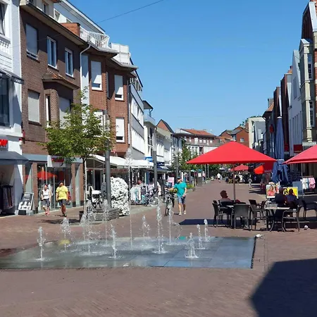 Seehus - *